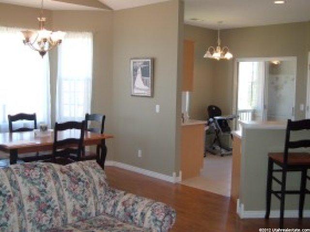 967 S Courtyard Ln E, Centerville, UT 84014 — photo 9
