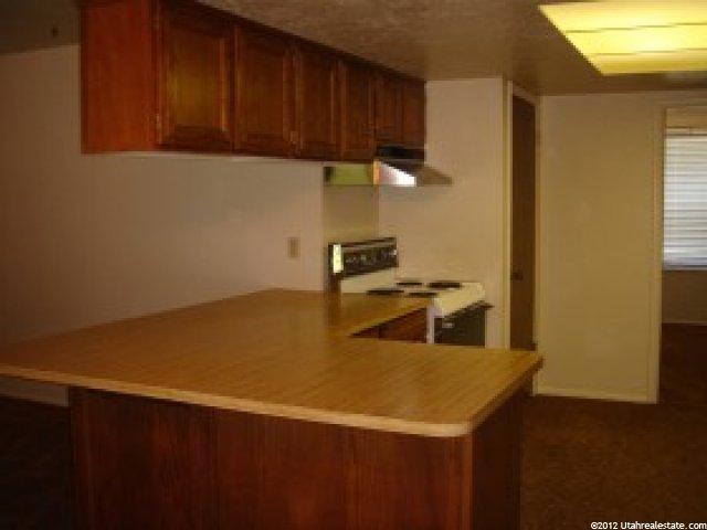 564 S 1150 W, Layton, UT 84041 — photo 2