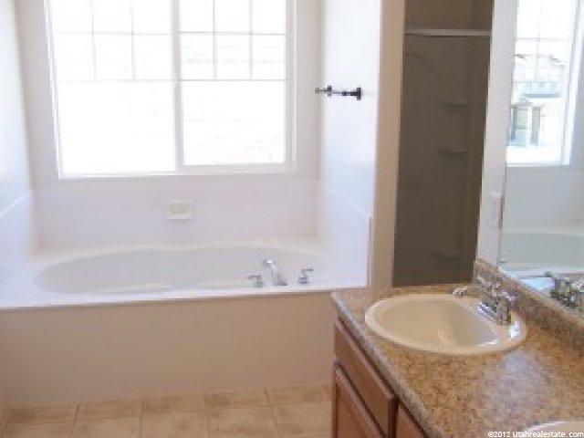 2117 E Glamis Ct, Draper, UT 84020 — photo 3