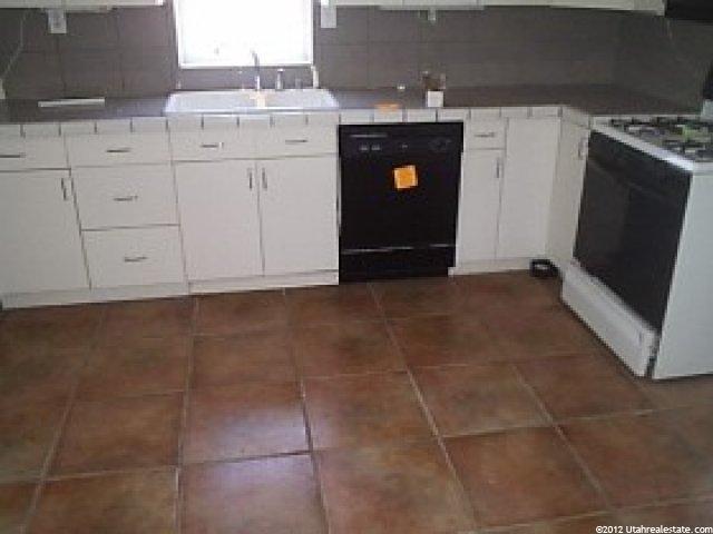 2213 Ogden Ave, Ogden, UT 84401 — photo 4