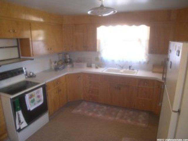 251 S 600 E, Clearfield, UT 84015 — photo 8
