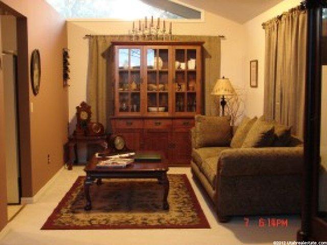 9277 S Peruvian Dr E, Sandy, UT 84093 — photo 2