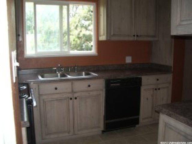 52 E 1700 S, Bountiful, UT 84010 — photo 3