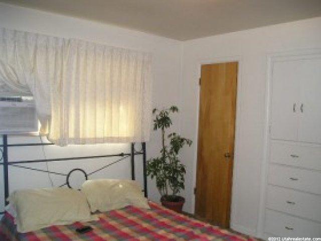 385 W 1500 S, Woods Cross, UT 84087 — photo 2