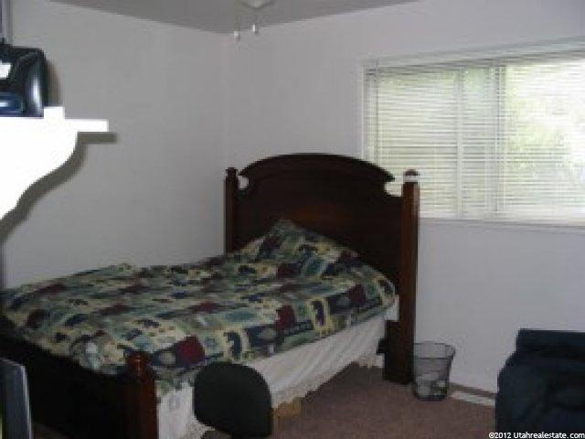 1056 Suncrest Dr, Ogden, UT 84404 — photo 4