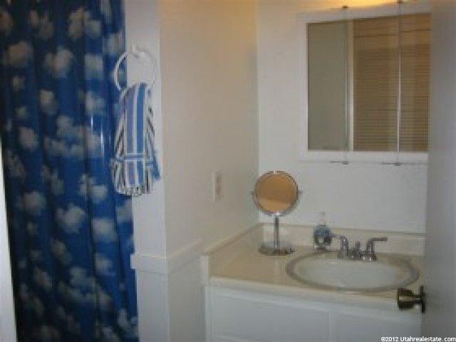 17 E 400 N #29, Bountiful, UT 84010 — photo 5