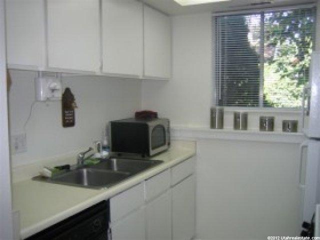 17 E 400 N #29, Bountiful, UT 84010 — photo 6