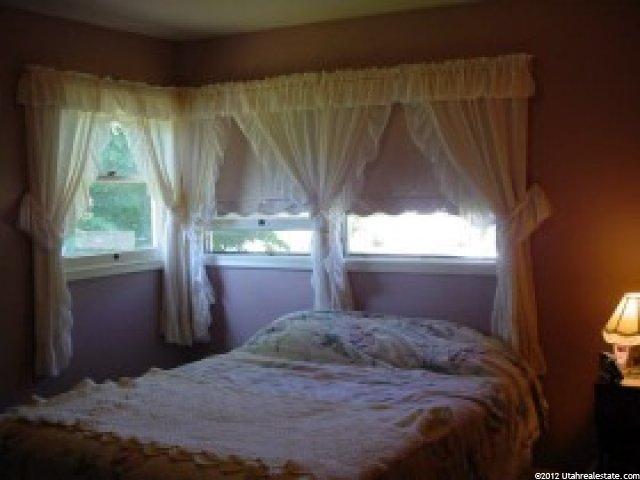 398 Lauralin Dr, Logan, UT 84321 — photo 7