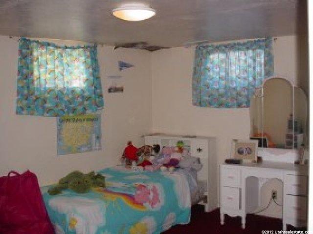398 Lauralin Dr, Logan, UT 84321 — photo 9