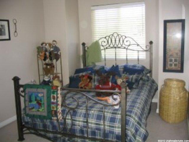 518 S 755 E, Layton, UT 84041 — photo 9