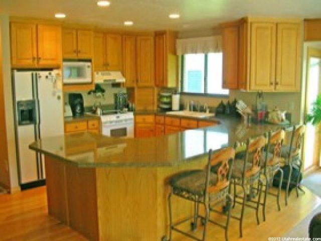 1962 E Oakshire Ln, Sandy, UT 84092 — photo 6