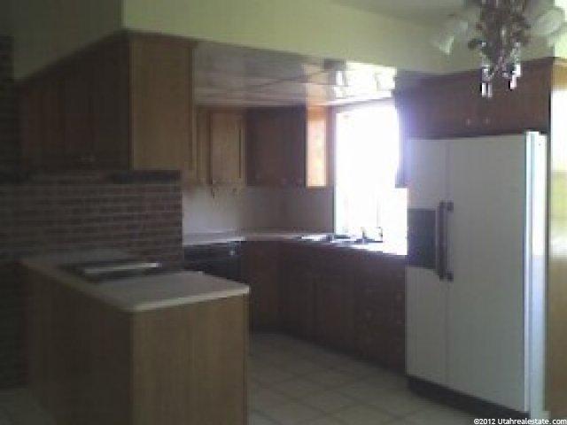 2637 Summerwood Dr, Layton, UT 84040 — photo 3