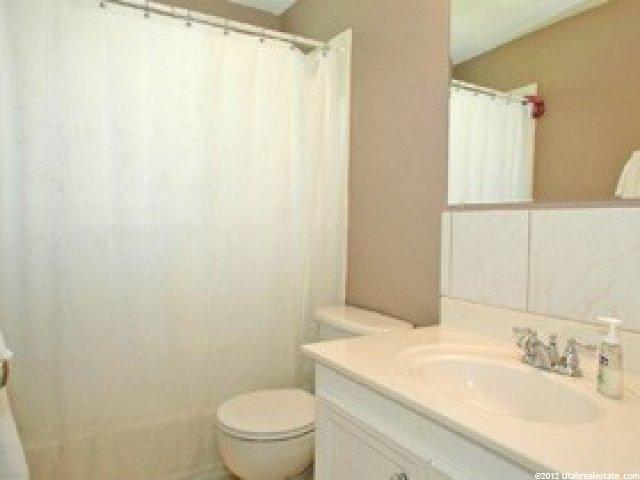 98 W 800 N, Bountiful, UT 84010 — photo 10