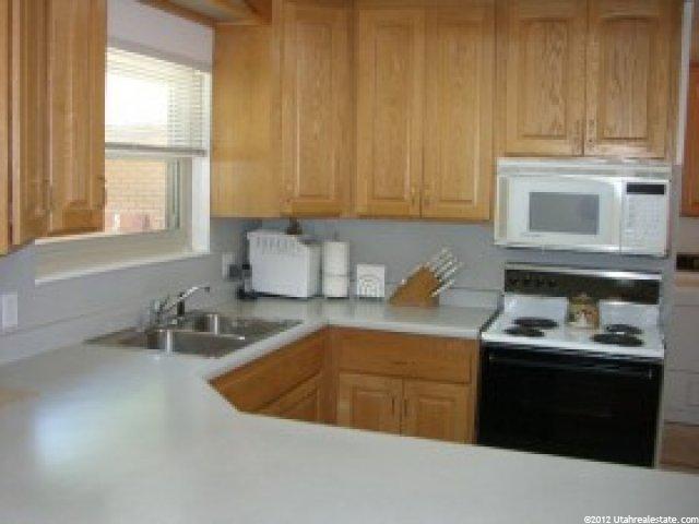 1140 E 10600 S, Sandy, UT 84094 — photo 2