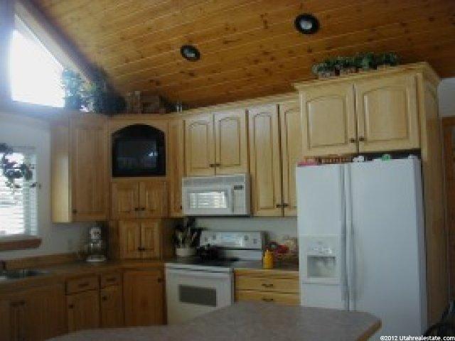 927 W 2500 S, Vernal, UT 84078 — photo 4