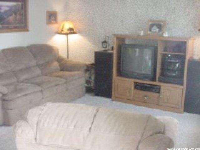 5763 S 3950 W, Roy, UT 84067 — photo 12