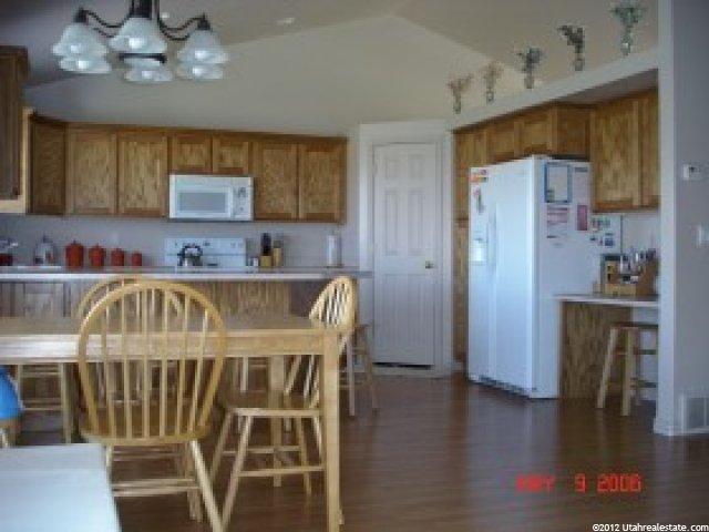 1253 Banbury Dr, Syracuse, UT 84075 — photo 8