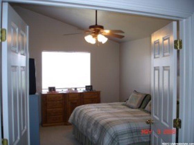 1253 Banbury Dr, Syracuse, UT 84075 — photo 9