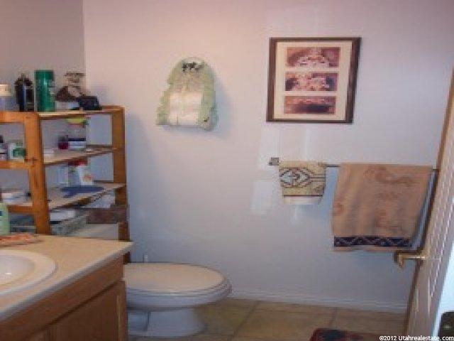 424 E 2050 N #1A, North Ogden, UT 84414 — photo 11
