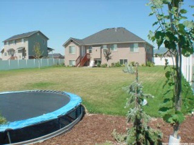 1124 S Bridgecreek Ln, Layton, UT 84041 — photo 2