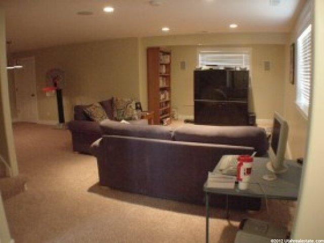 1124 S Bridgecreek Ln, Layton, UT 84041 — photo 9