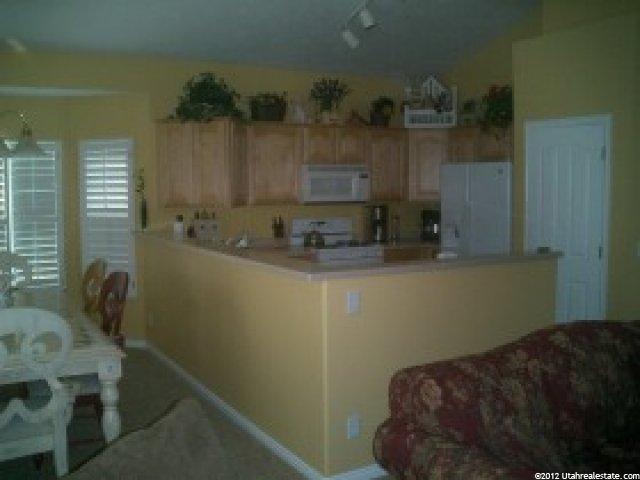 373 E Union Mill Dr, Midvale, UT 84047 — photo 3