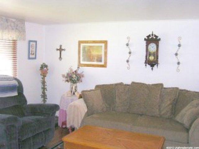 9527 S 170 E, Sandy, UT 84070 — photo 2