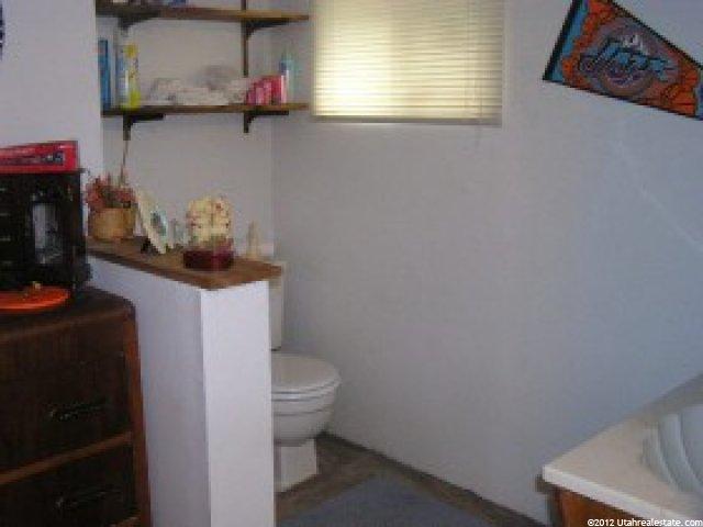 9527 S 170 E, Sandy, UT 84070 — photo 8