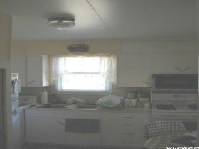 3867 Grandview Dr, Ogden, UT 84403 — photo 9