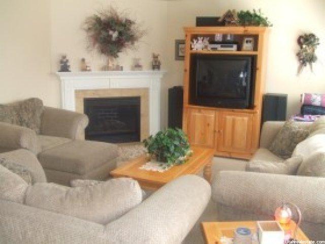 855 W 3950 S, Riverdale, UT 84405 — photo 3