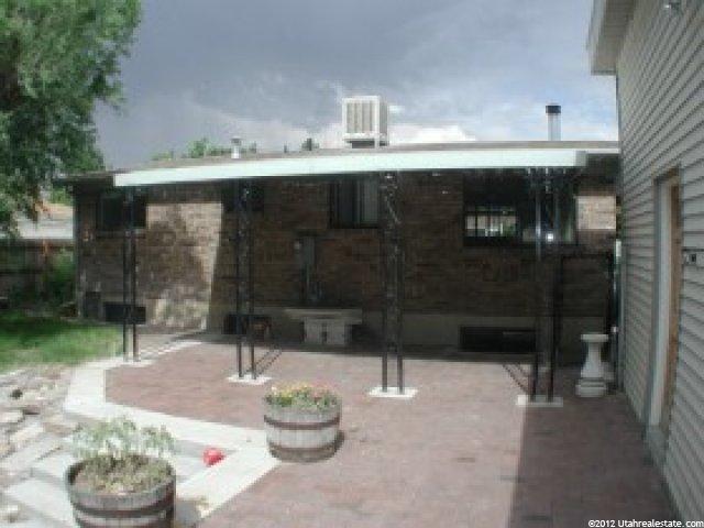 9824 Tonya Dr, Sandy, UT 84070 — photo 4