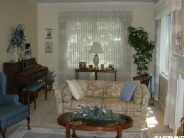 4009 Canyon View Pl, Sandy, UT 84092 — photo 2