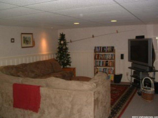 190 W Viewmont Dr, Bountiful, UT 84010 — photo 10