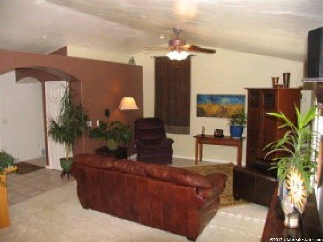208 E 1200 N, Vernal, UT 84078 — photo 8