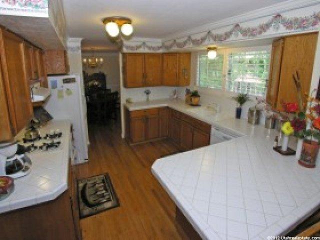 9676 S 2980 E, Sandy, UT 84092 — photo 6