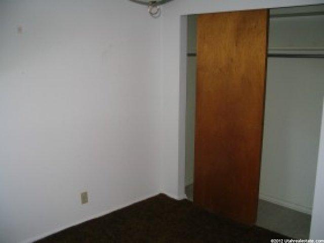 218 E 950 N, Layton, UT 84041 — photo 11