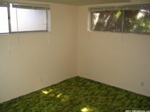 218 E 950 N, Layton, UT 84041 — photo 8