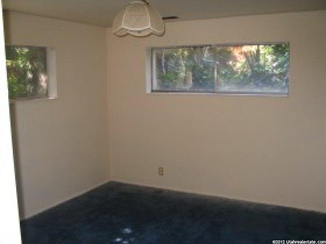 218 E 950 N, Layton, UT 84041 — photo 10