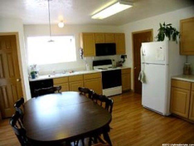 80 E 850 S, Layton, UT 84041 — photo 4