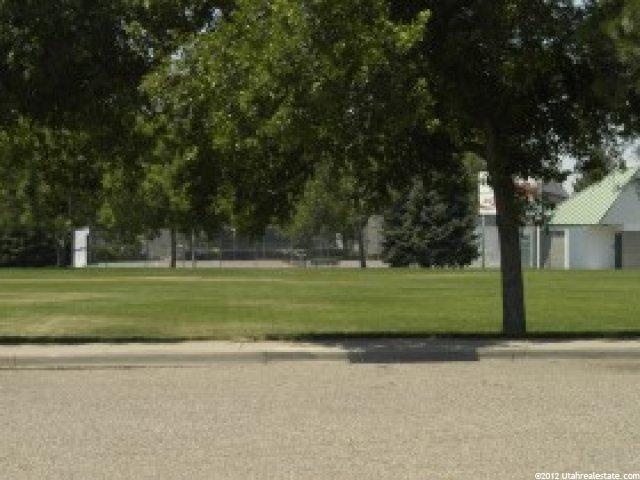 205 S Talbot Dr, Layton, UT 84041 — photo 4