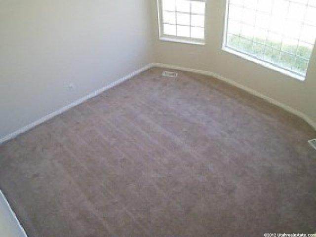 4044 Parker Dr, Riverdale, UT 84405 — photo 2