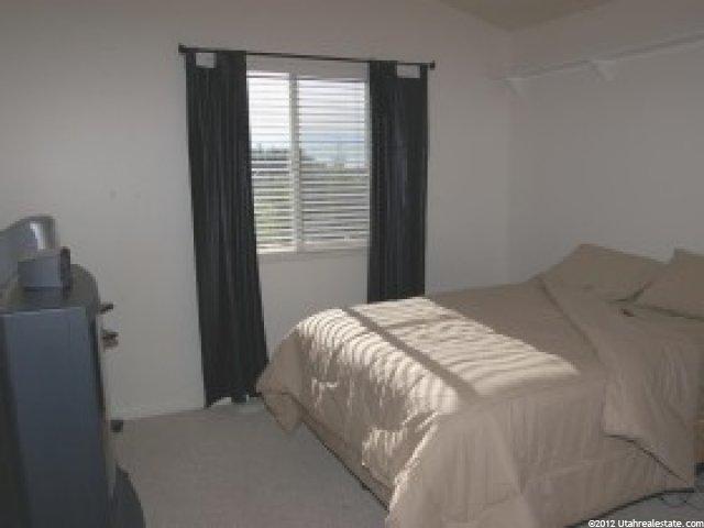 1029 N 300 E, Layton, UT 84041 — photo 4