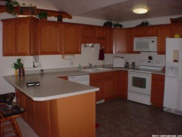 40 S 200 W, Wales, UT 84667 — photo 2