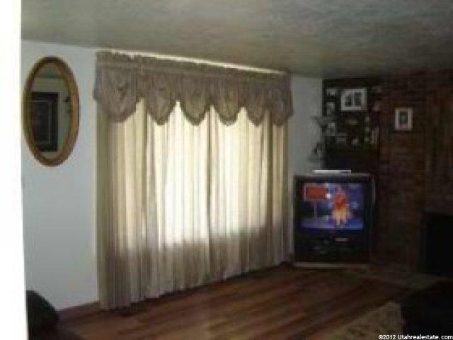 2157 N 900 W, Clinton, UT 84015 — photo 2