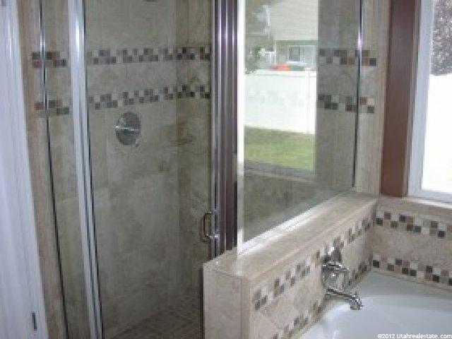 1518 W Pebblecreek Dr, Layton, UT 84041 — photo 4