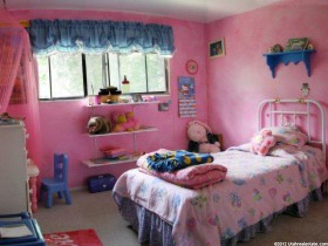 945 Violet Dr, Sandy, UT 84094 — photo 10