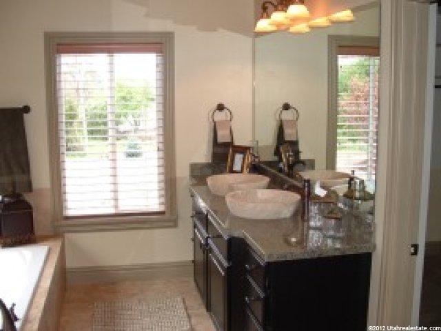 18 E Siena Dr, Pleasant Grove, UT 84062 — photo 4