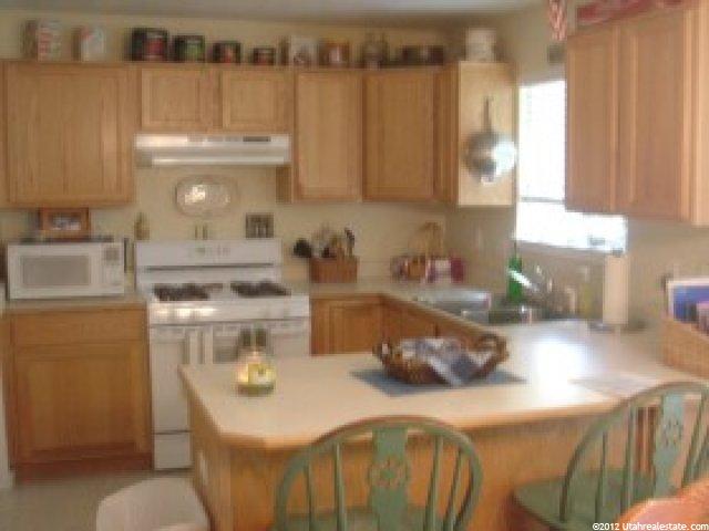 880 E Quinn Ct N, Ogden, UT 84404 — photo 2