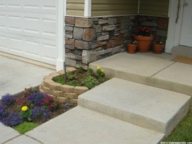 880 E Quinn Ct N, Ogden, UT 84404 — photo 11
