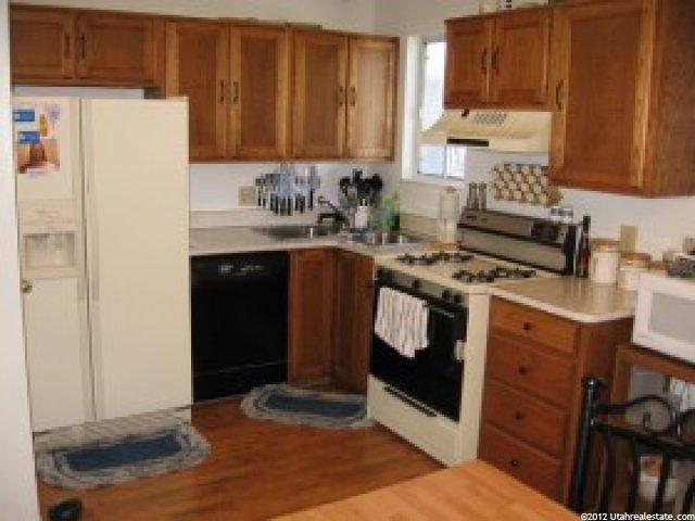 1688 N 275 W, Layton, UT 84041 — photo 3